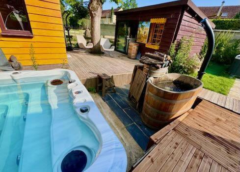 O Et Terre, Gite Ressourcement Bains Spa Cryo Sauna Et Foret Dormelles ภายนอก รูปภาพ